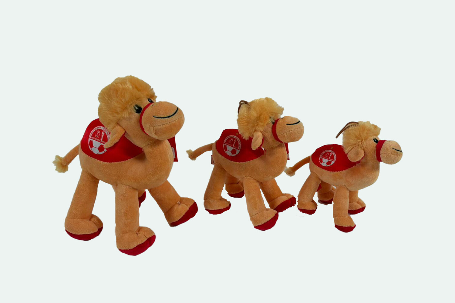 Alternative view of בובת גמל גדולה 25 ס"מ